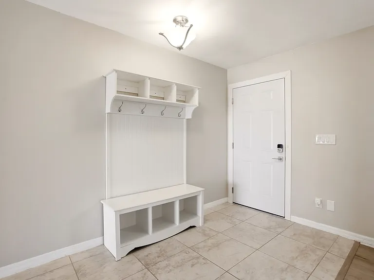 5610 Creekwood Dr — Photo 10
