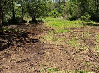 Weaver Ln, Hellertown, PA 18055
