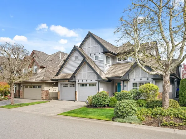 3300 157a St #11, Surrey, BC V3Z 2P2