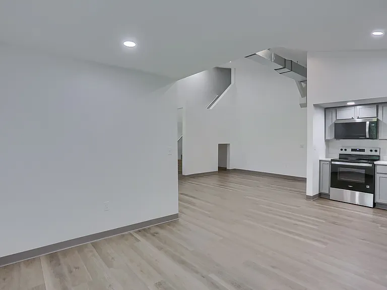 124 Kathleen Dr #6 — Photo 24