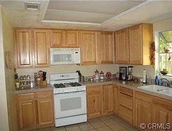 5th image of 680 Parkview Dr