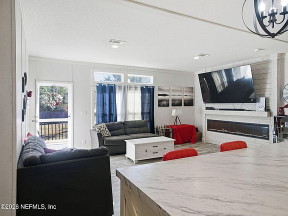 4th image of 100 CAMP Road