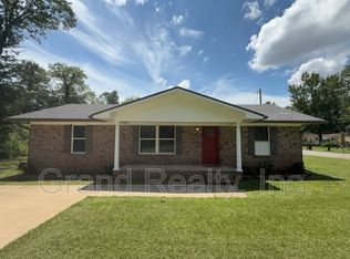 6709 Us Highway 90, Milton, FL 32570