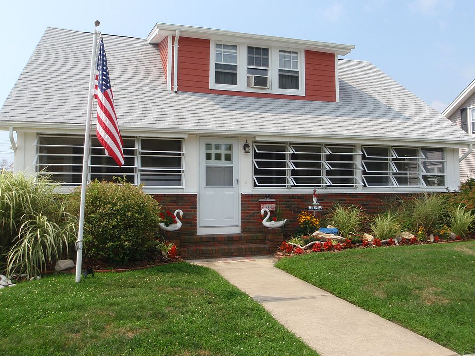 204 Elizabeth Ave 