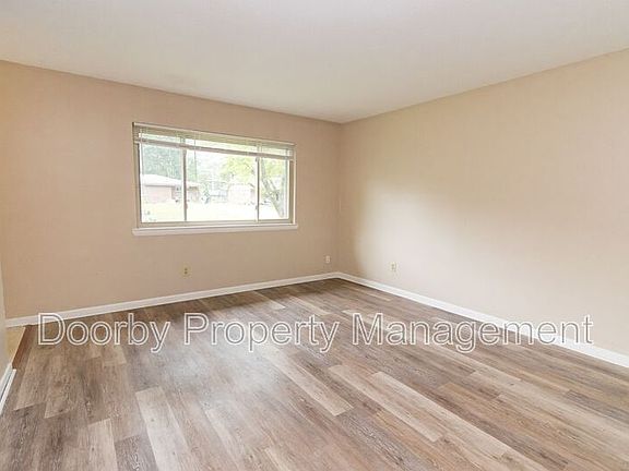 2nd image of 5057 Cameron Ln