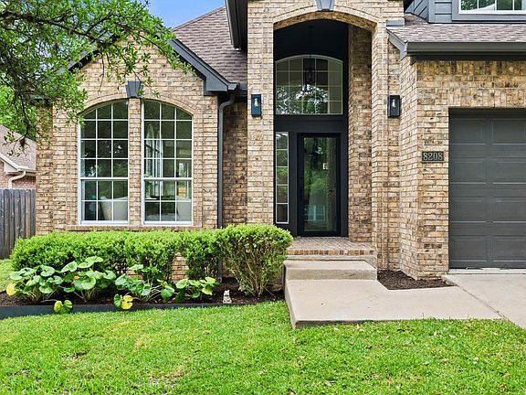 3rd image of 8208 Isaac Pryor Dr