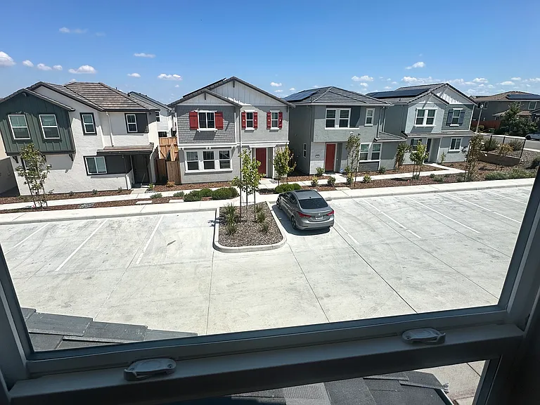 527 Twilight Pl — Photo 19