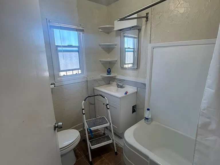 14461 Dickens St #14463-1/2 — Photo 12