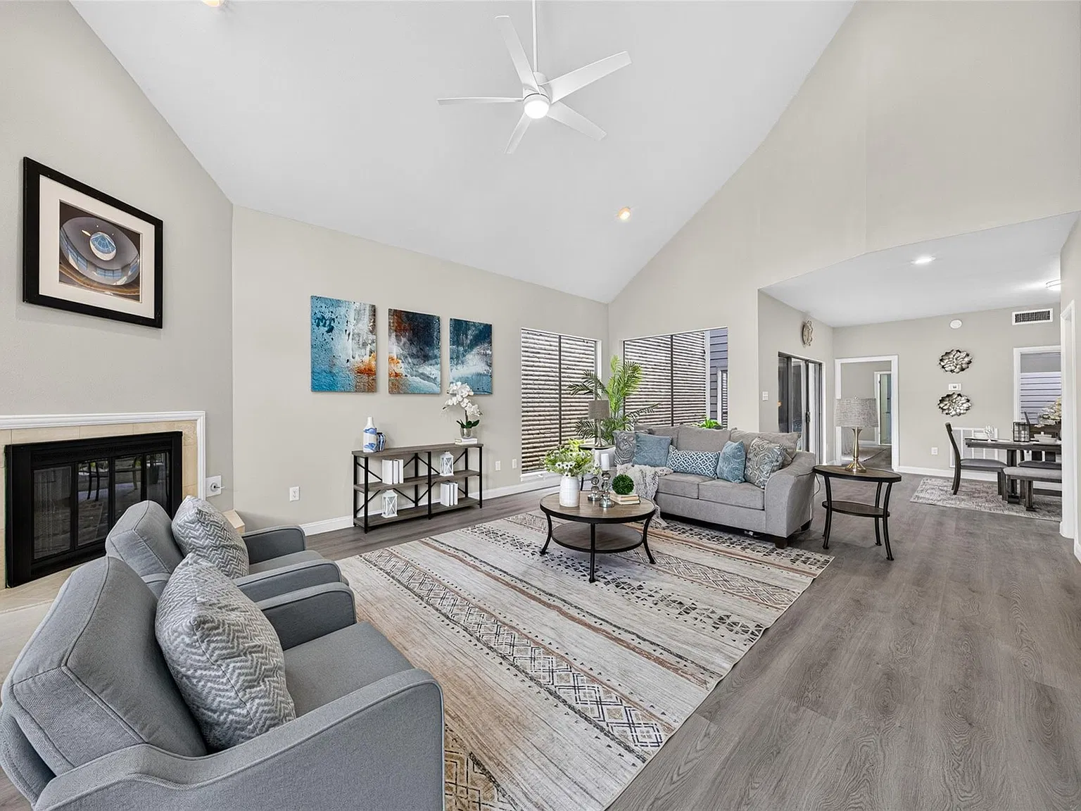 3 bed, 2.5 bath, 2123 sqft, $3,500 — Photo 4