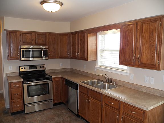 2nd image of 6525 Knob Ct