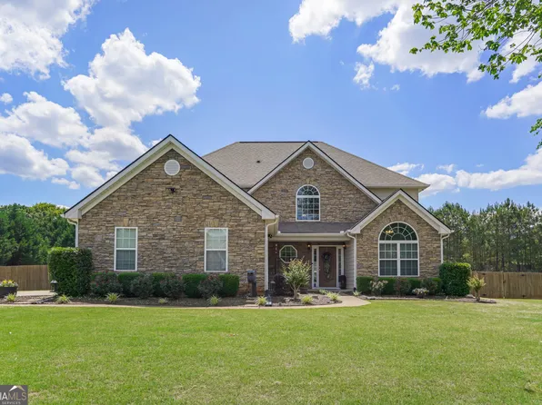 78 Maple Creek Dr, Newnan, GA 30263