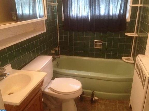 5th image of 14 Jewel Ln