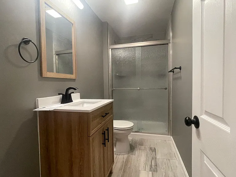 523 Baltimore St #4 — Photo 2