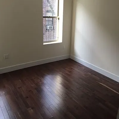 Rented by Reliance Realty Partners LLC  | media 28