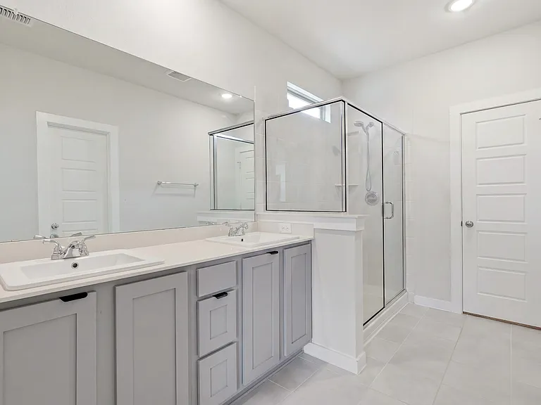 631 Southern Hills Dr — Photo 13