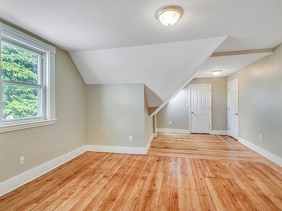 5th image of 44 Ashland St #1