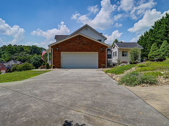 4th image of 209 Southridge Dr