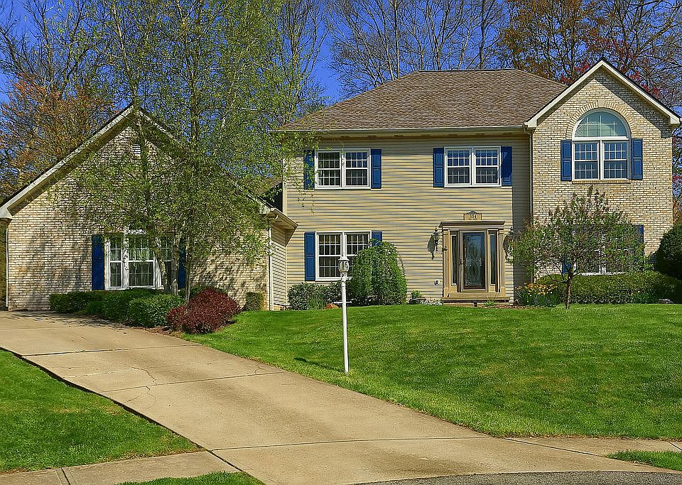 1st image of 304 Teal Ct