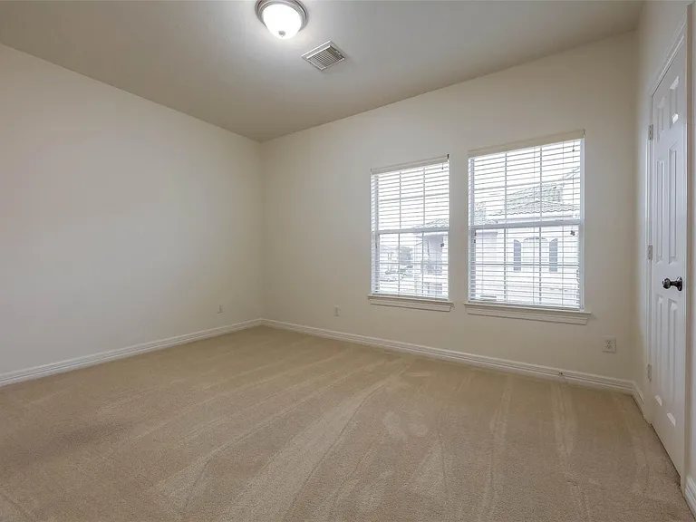 13647 Brookbluff Ln — Photo 41