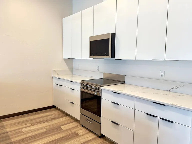 821 N 4th St #207 — Photo 1