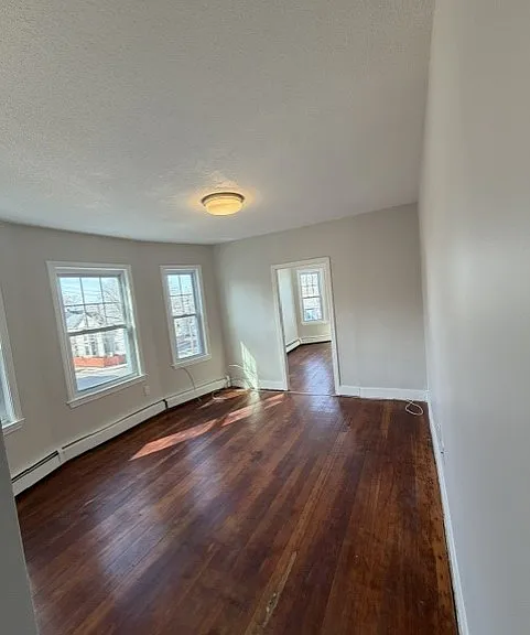 87 Webster St #5 — Photo 6