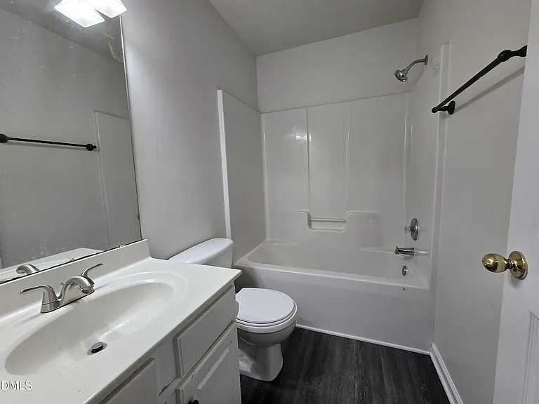 802 Sutter Gate Ln — Photo 16