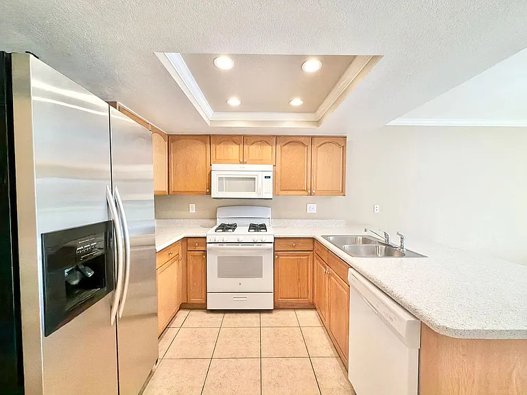 32945 Cielo Vista Rd #B — Photo 10