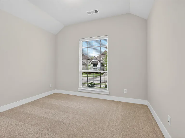 4123 Windy Point Rd — Photo 10