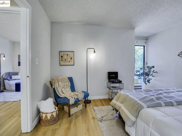3 Admiral Dr #F370, Emeryville, CA 94608