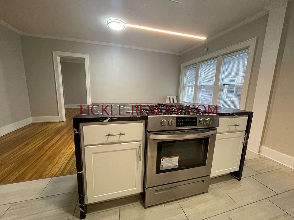 Upper Monroe All Utilities Included 962 Monroe Ave Rochester NY