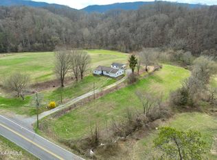 1547 Dripping Springs Rd, Seymour, TN 37865