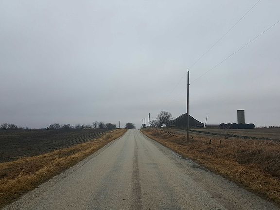 4th image of 125 Knox Road 1800 E