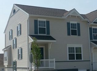 420 Warren Ct, Willow Street, PA 17584