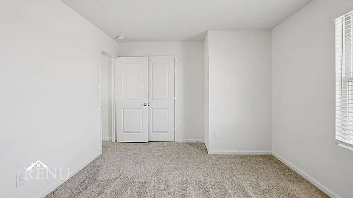 545 London Dr #545LD — Photo 24