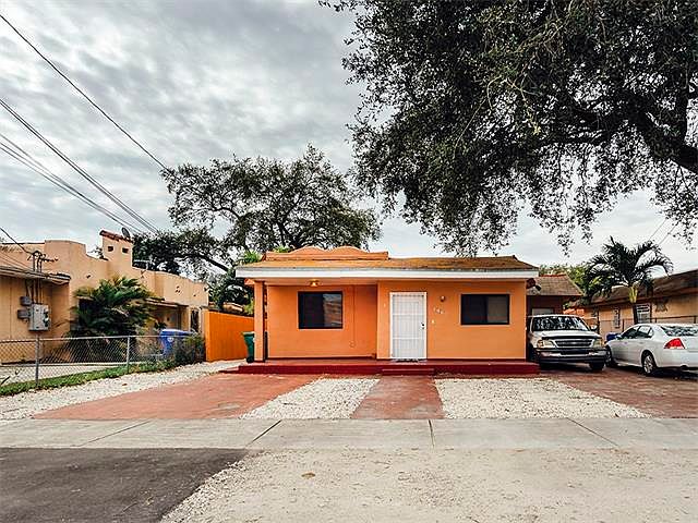 1st image of 2462 NW 15th St