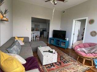 3129 W Augusta Blvd, Chicago, IL 60622