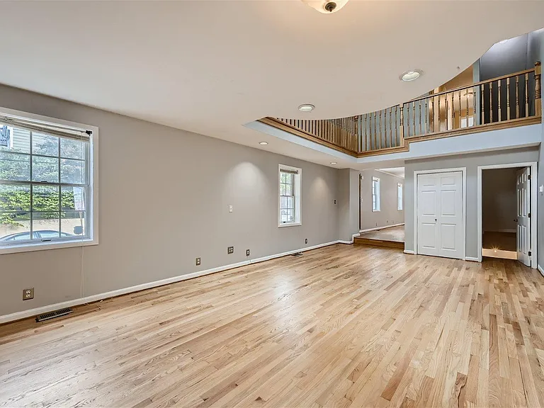 1200 Riverside Ave — Photo 3