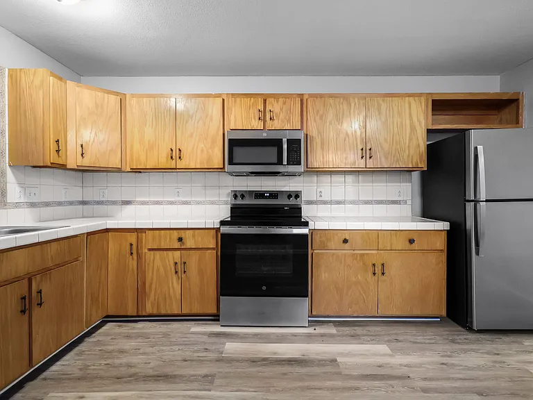 2724 Ann Dr — Photo 10