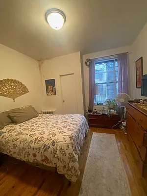 Rented by CitySites Real Estate Group | media 4