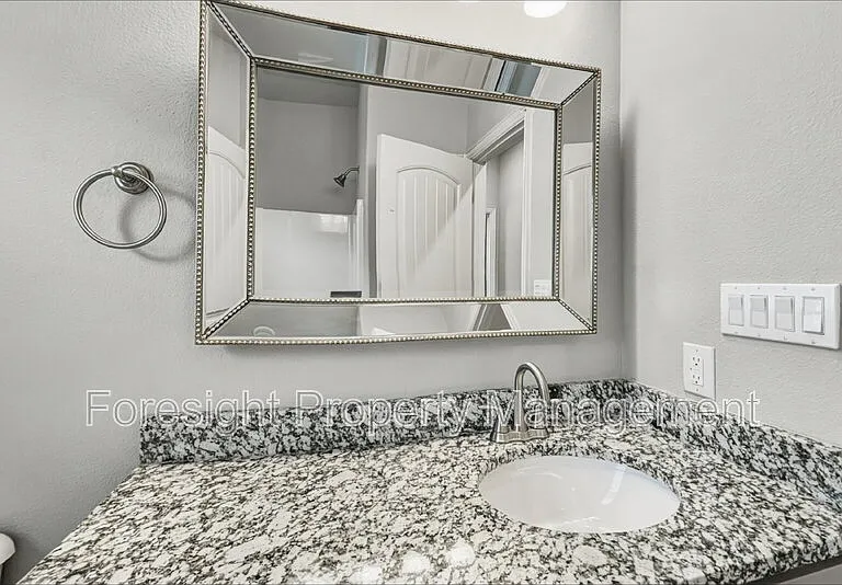 2902 Orchid Dr — Photo 17