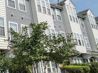 6 Swan Ct, Delanco, NJ 08075