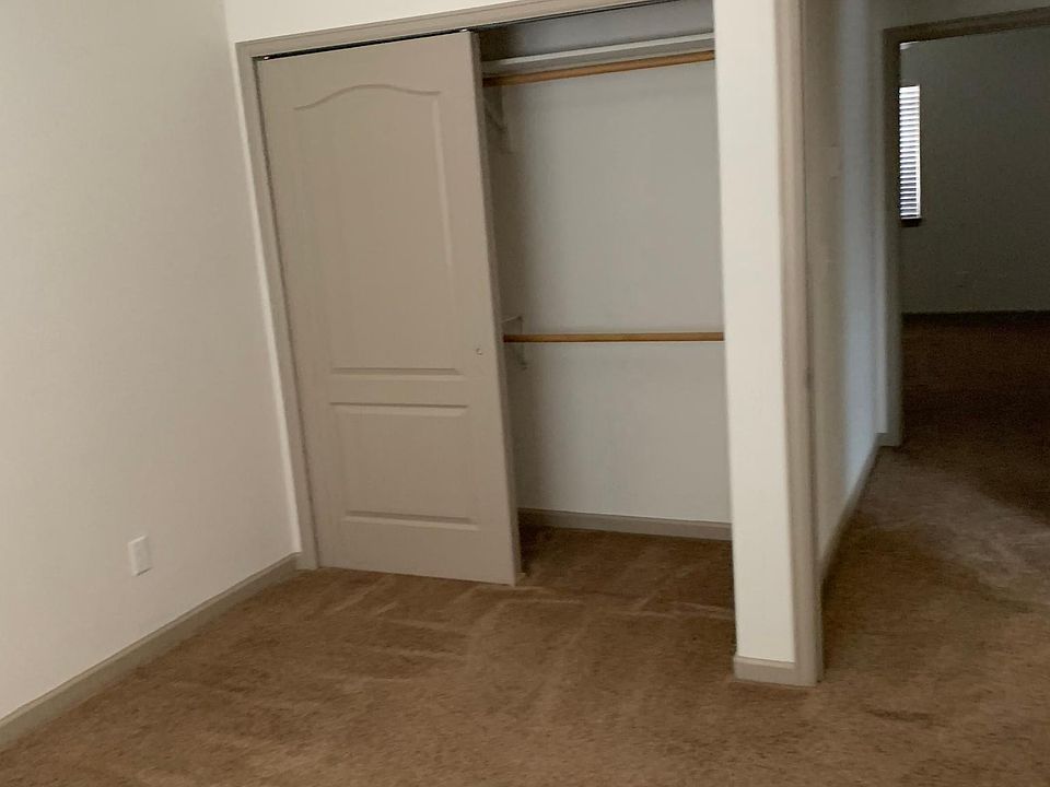 Front bedroom