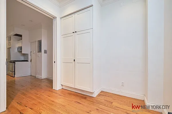 Rented by Keller Williams NYC | media 13