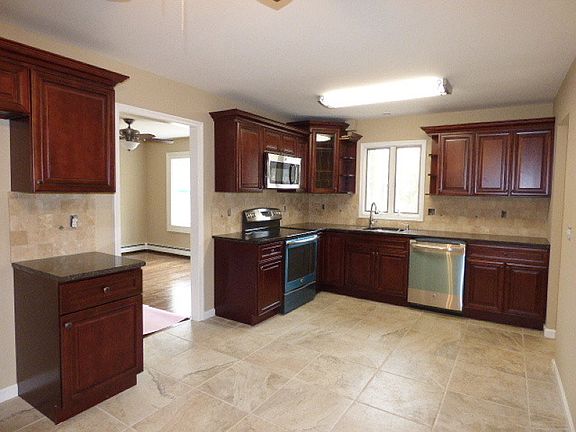 2nd image of 937 W End Dr