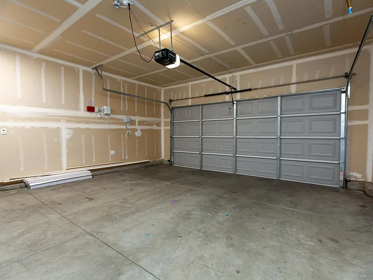 698 Marybelle Dr — Photo 24