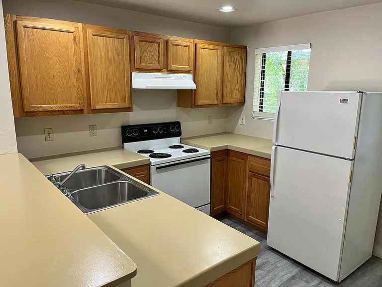 2921 N Geronimo Ave — Photo 15