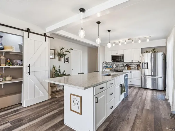 1090 S Newark Street, Aurora, CO 80012