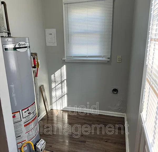 3601 Parthenia Ave — Photo 8