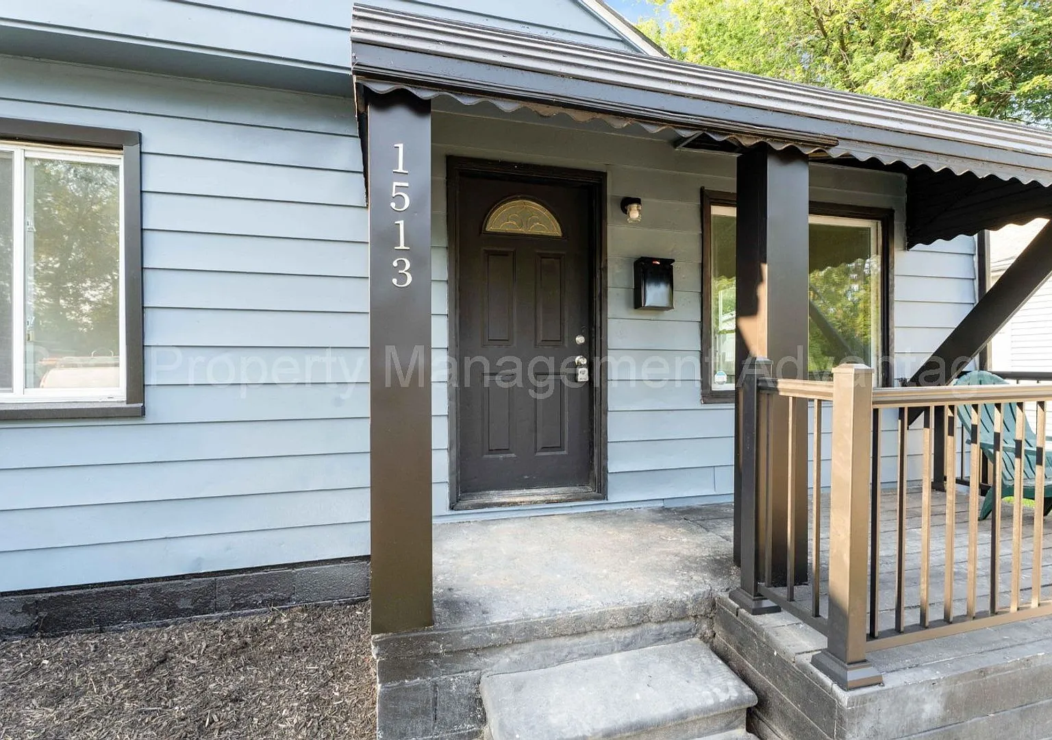 Gorgeous Kitchen and Bath in Hazel Park! — Photo 4