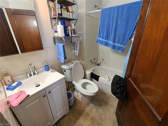 4th image of 3619 Spokane Ave